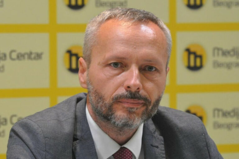 Olenik: Voleo bih da tužilašto štiti građane Novog Sada od SNS siledžija kao što štite Vulina