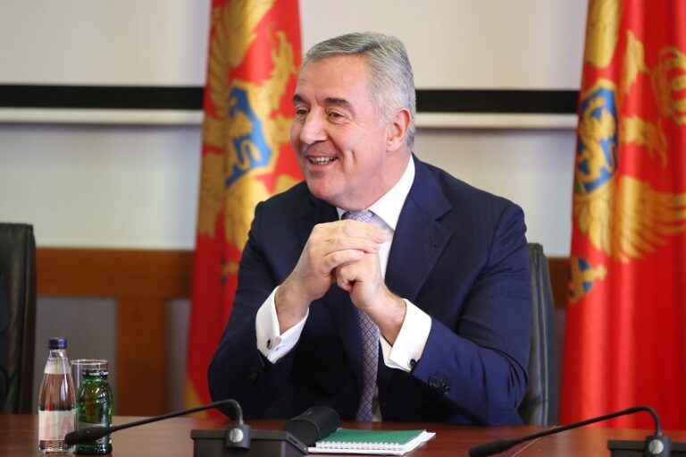 Đukanović raspisao parlamentarne izbore: Na birališta ćemo 11. juna